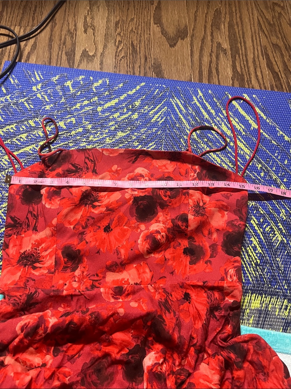 Alice + Olivia Red Floral Mini Dress - Picture 12 of 15